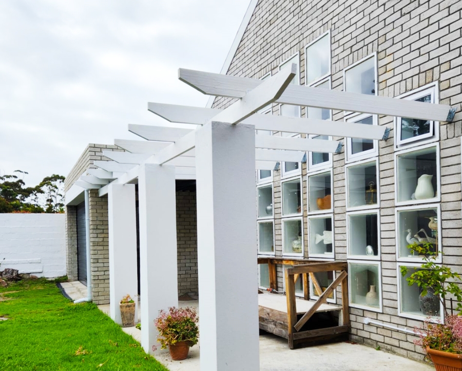 4 Bedroom Property for Sale in Kleinmond Western Cape